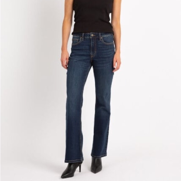BOOTLEGGER OLIVIA BOOTCUT JEANS - Picture 1 of 8